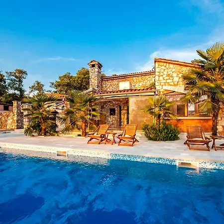 Holiday home Holiday Paradise