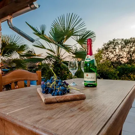 Holiday home Holiday Paradise *